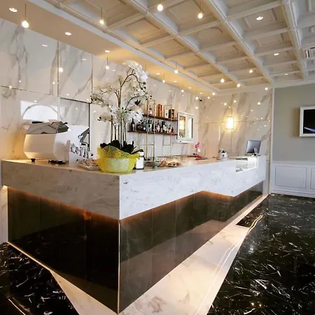 Ristorante Aeclanum 3* Mirabella Eclano